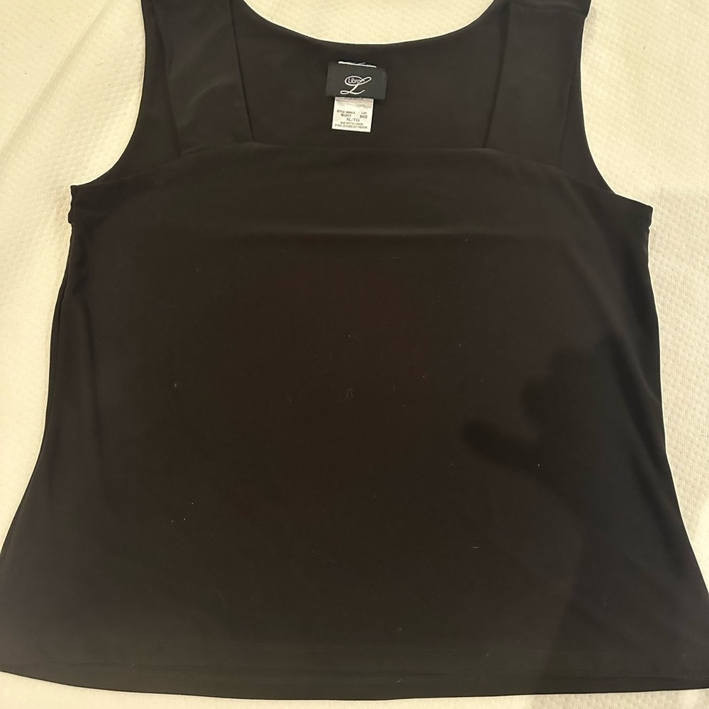 Libra Elegant Black Sleeveless Top